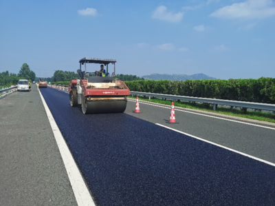 山東高速建材集團(tuán)路用新材料公司 科技創(chuàng)新驅(qū)動(dòng)，服務(wù)引領(lǐng)未來(lái)